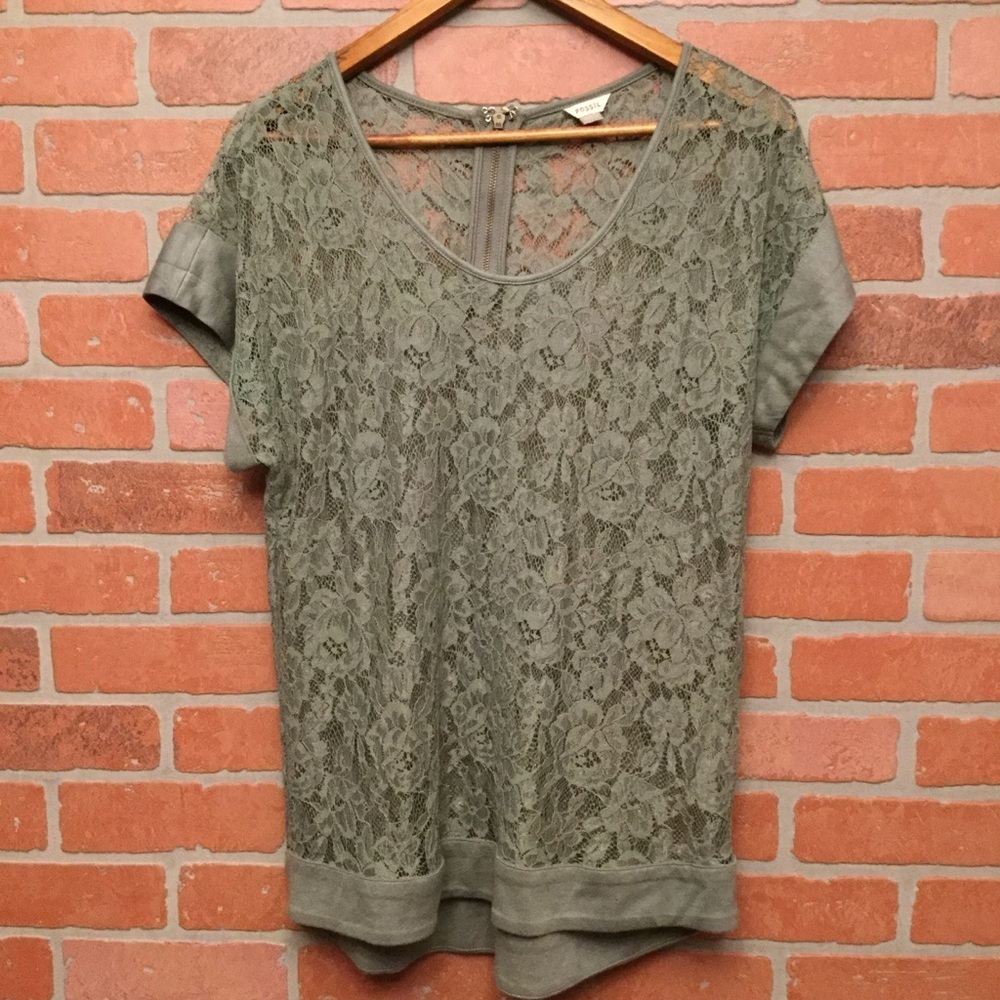 Fossil women’s lace top shirt sleeve shirt green